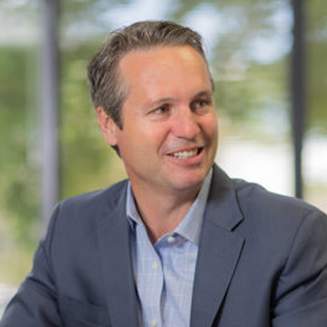 Head shot of Mark Bennett